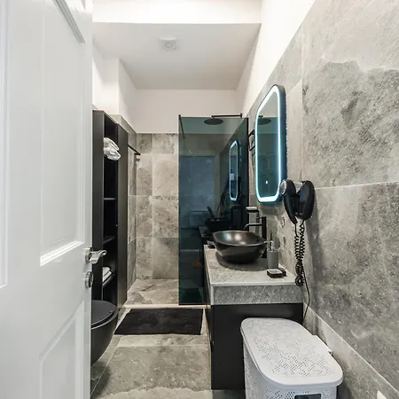 Royal Hill By Ps Appartement