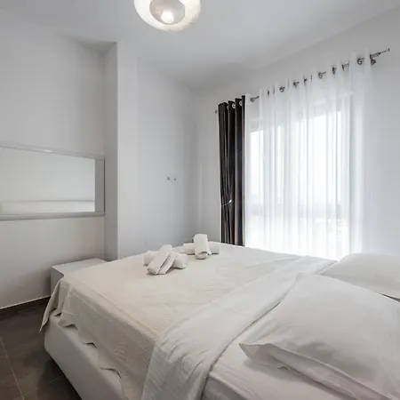 Apartment Royal Hill By Ps Durres