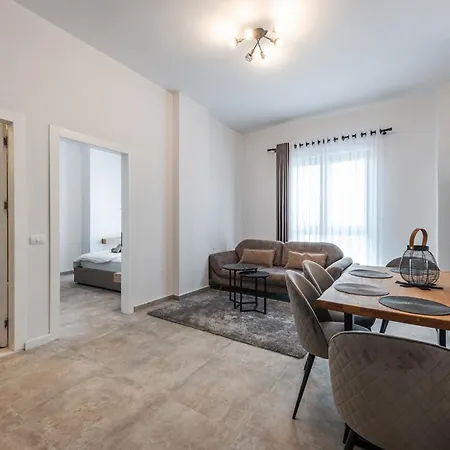 Apartment Royal Hill By Ps