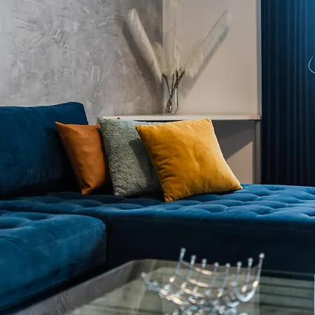 Royal Hill By Ps Appartement