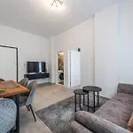 Royal Hill By Ps Apartament *