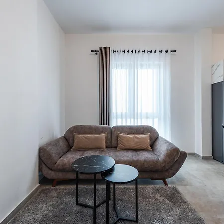 Royal Hill Apartments By Premium Selection *