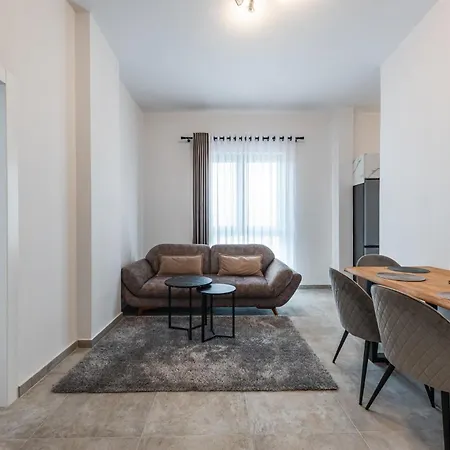 Royal Hill Apartments By Premium Selection