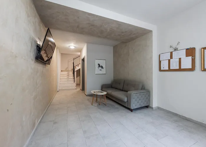 Royal Hill By Ps * Durrës