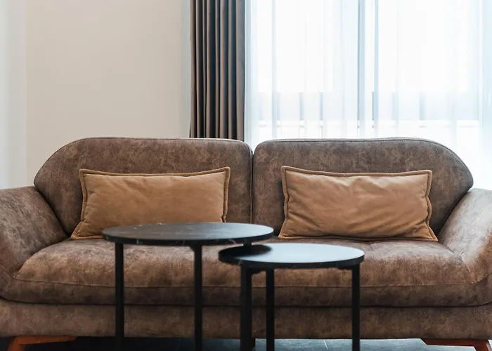 Apartment Royal Hill By Ps Durrës